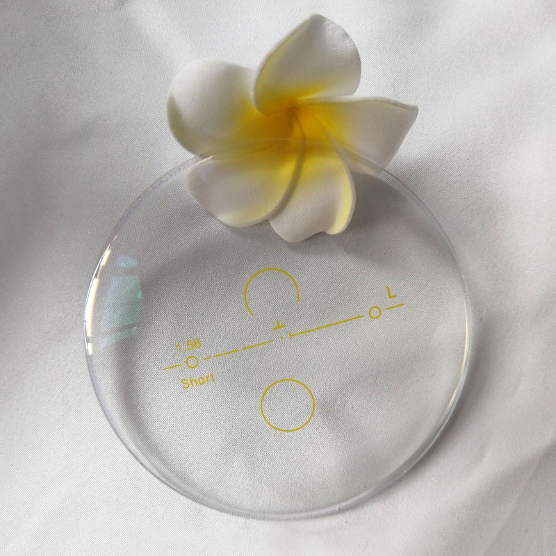 1.56 Progresivna leća HMC