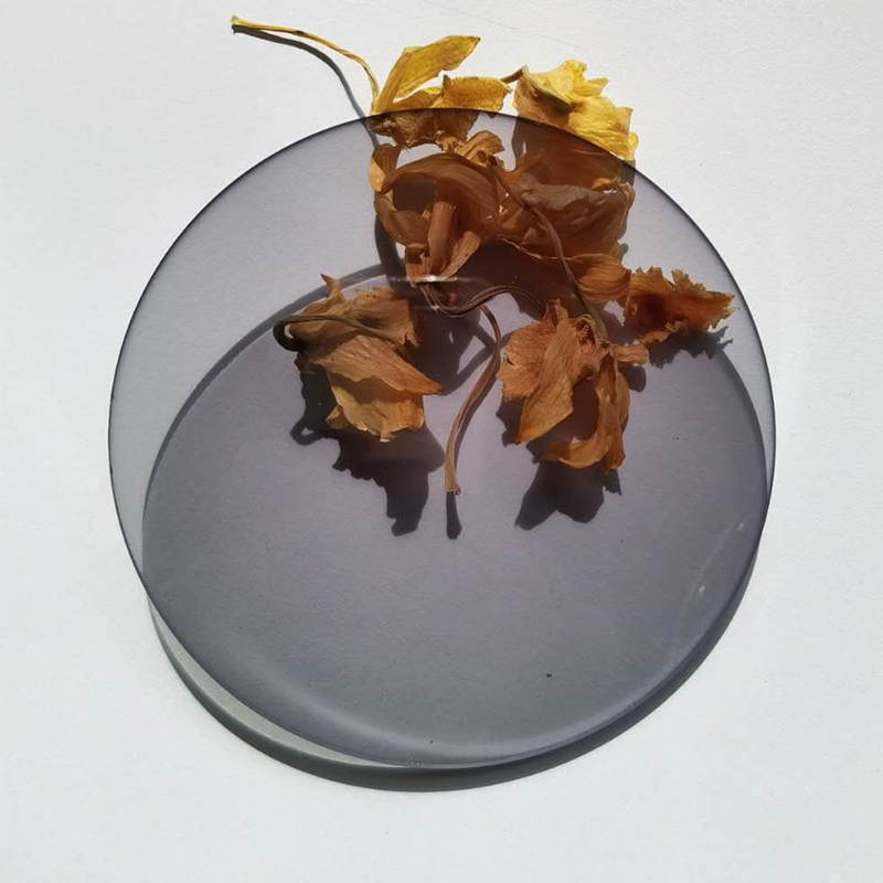 1.67 Fotokromatska leća SHMC