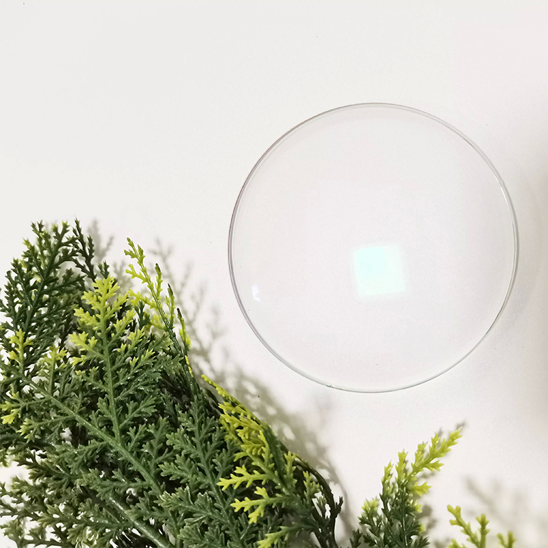 1.74 Polugotova jednovidna leća Blue Block