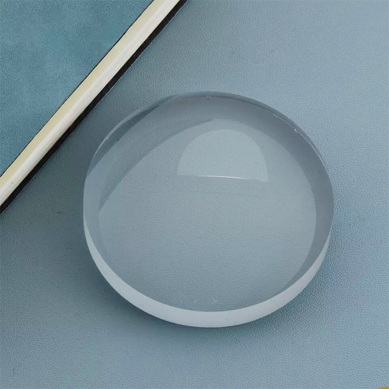 1.56 Polugotova bifokalna leća s ravnim vrhom