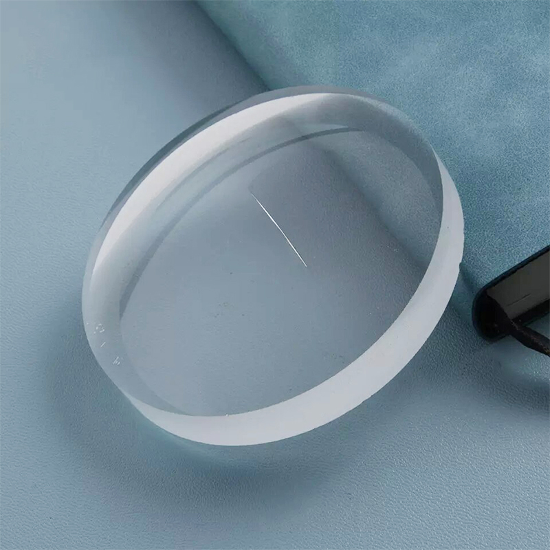 1.56 Polugotova bifokalna leća s ravnim vrhom