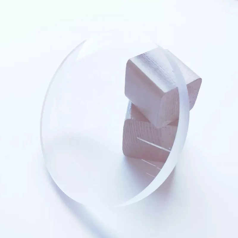 1.67 Polugotova jednovidna leća