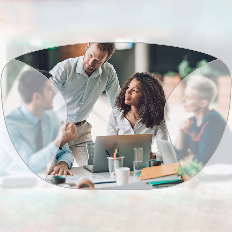 Uredski profesionalni objektiv